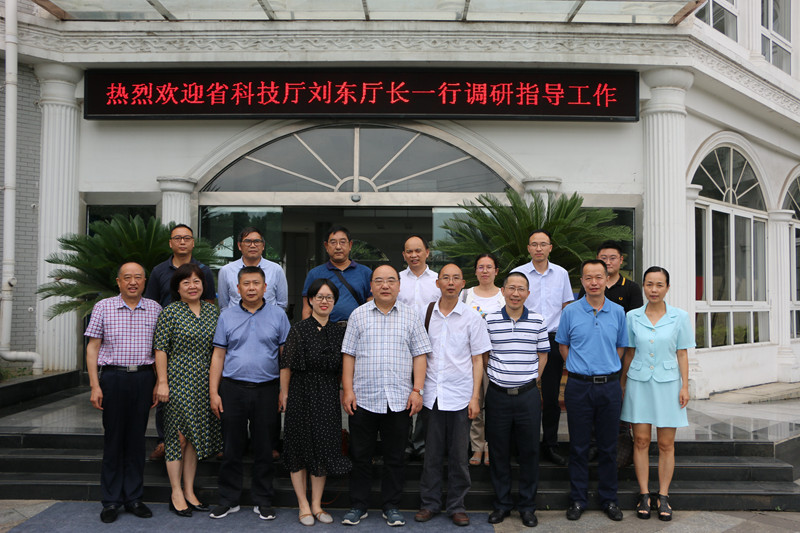 news01.jpg news01.jpg