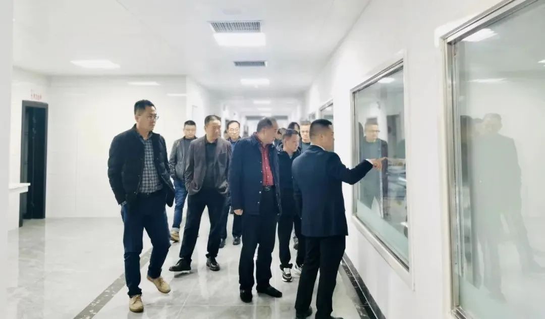 image014.jpg image014.jpg